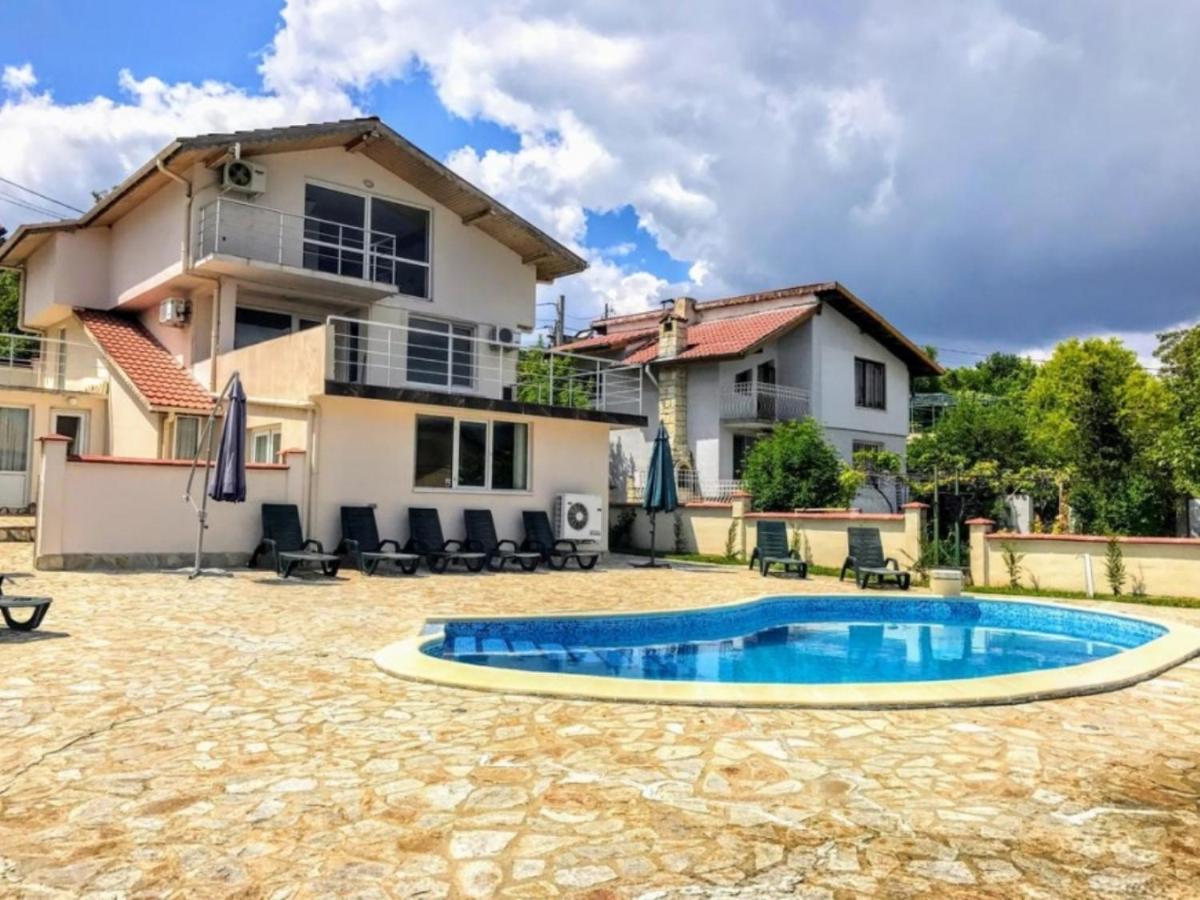 Villa Bianca Balchik Eksteriør billede