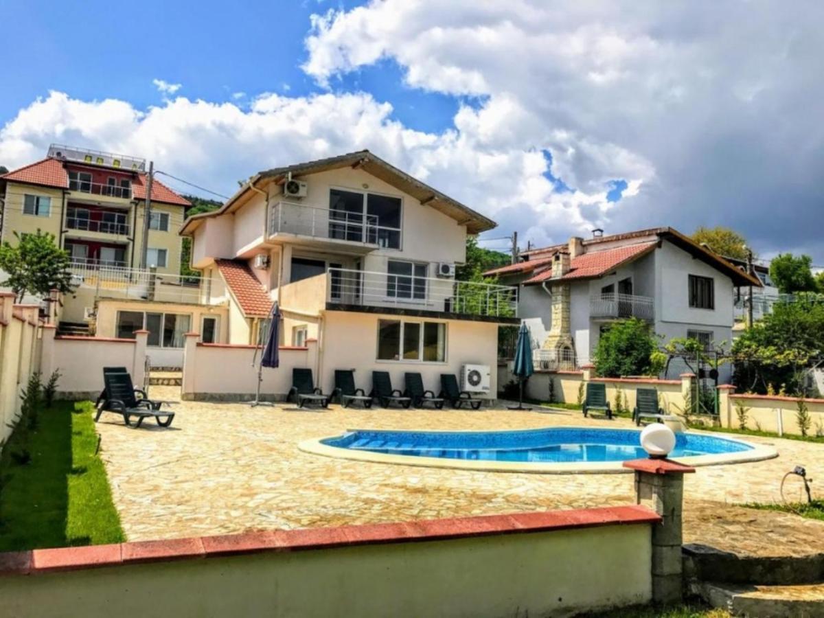 Villa Bianca Balchik Eksteriør billede